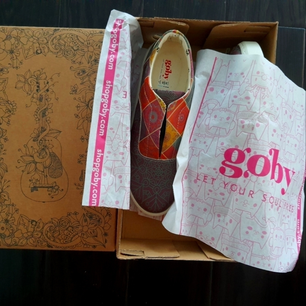 Goby Trending Slip-On Sneakers